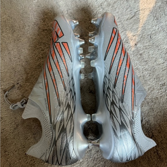 New Balance - Picture 7 of 11